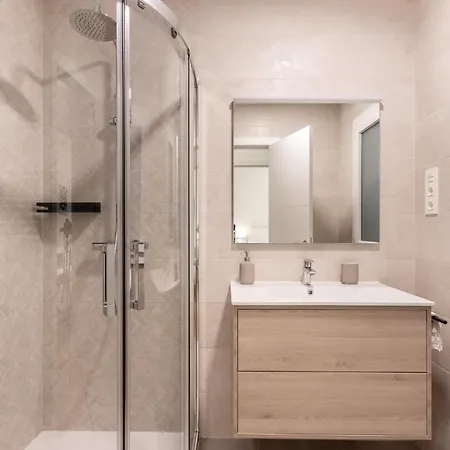 Apartment Kuttun By People *